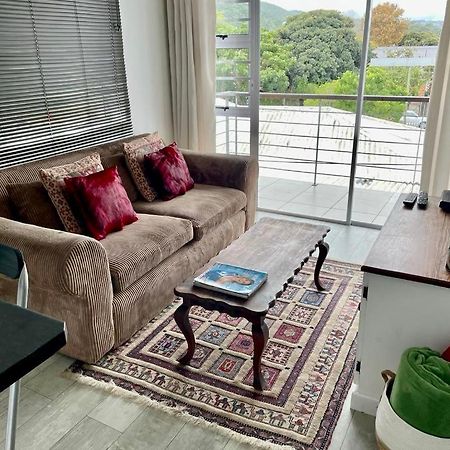 Perfect Knysna Getaway - Little Nest Studio Apartment ภายนอก รูปภาพ