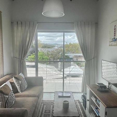 Perfect Knysna Getaway - Little Nest Studio Apartment ภายนอก รูปภาพ